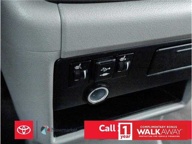 2019 Toyota Sienna XLE 7-Passenger (Stk: 40093A) in Newmarket - Image 16 of 26