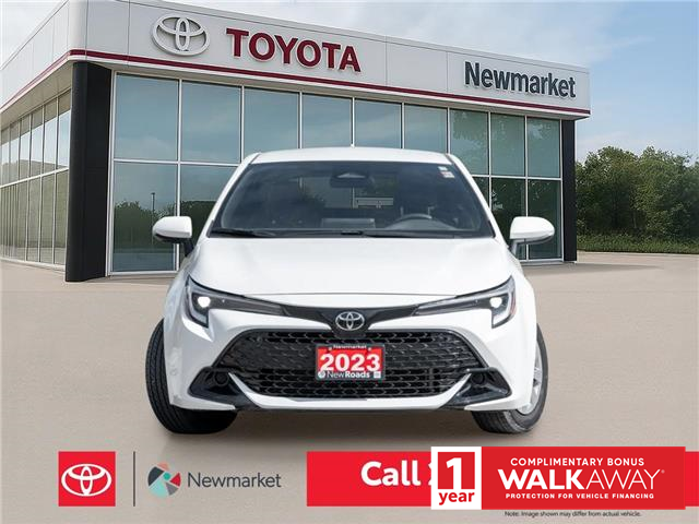2023 Toyota Corolla Hatchback Base (Stk: 40114A) in Newmarket - Image 2 of 17
