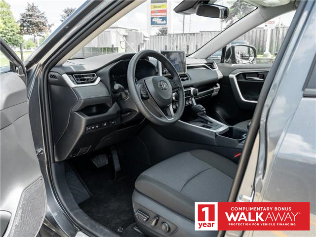 2025 Toyota RAV4 XLE (Stk: 40071C) in Newmarket - Image 7 of 24