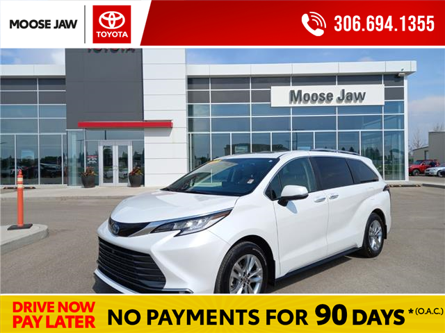 2022 Toyota Sienna Limited 7-Passenger (Stk: 2591561) in Moose Jaw - Image 1 of 22