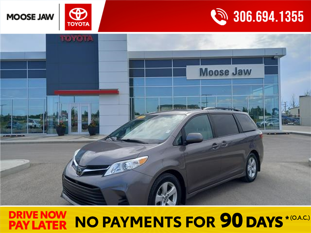 2018 Toyota Sienna LE 8-Passenger (Stk: 2591531) in Moose Jaw - Image 1 of 21