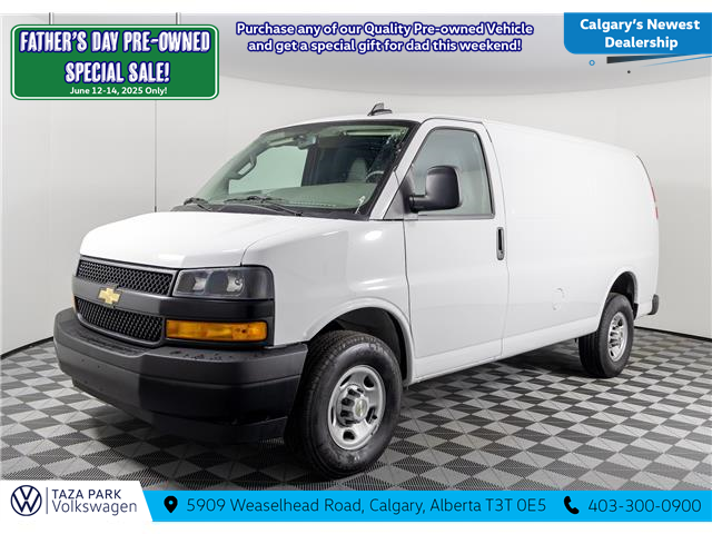 2024 Chevrolet Express 2500 Work Van 1GCWGAFPXR1159714 TU0034 in Calgary