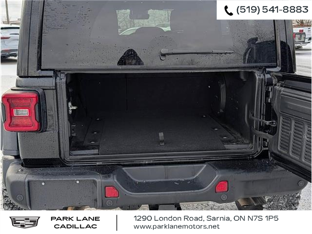 2024 Jeep Wrangler Rubicon 392 (Stk: 501825) in Sarnia - Image 5 of 36