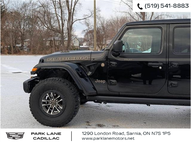 2024 Jeep Wrangler Rubicon 392 (Stk: 501825) in Sarnia - Image 7 of 36