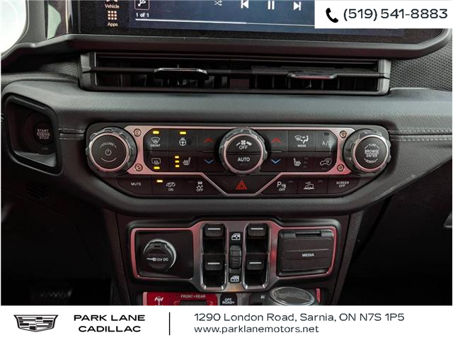 2024 Jeep Wrangler Rubicon 392 (Stk: 501825) in Sarnia - Image 33 of 36