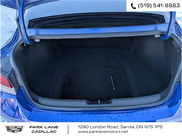 2022 Hyundai Elantra Preferred (Stk: 710700) in Sarnia - Image 10 of 35