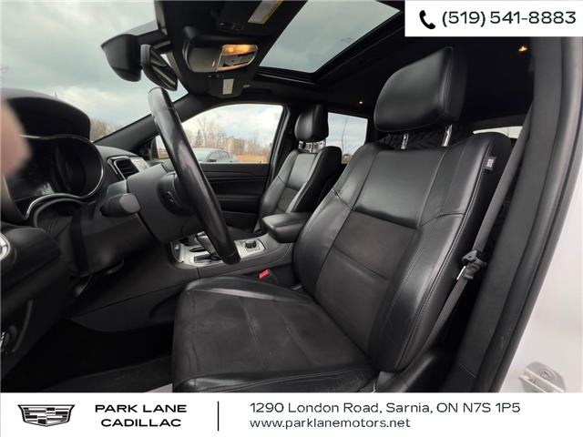 2020 Jeep Grand Cherokee Laredo (Stk: 501884) in Sarnia - Image 13 of 39