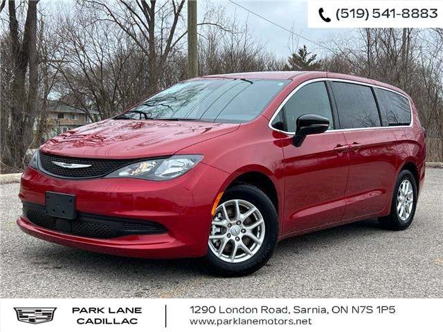 2025 Chrysler Grand Caravan SXT (Stk: 501926) in Sarnia - Image 1 of 39
