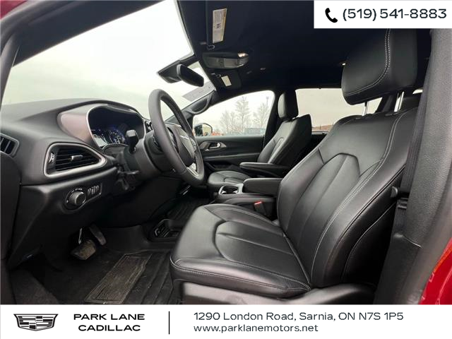 2025 Chrysler Grand Caravan SXT (Stk: 501926) in Sarnia - Image 10 of 39