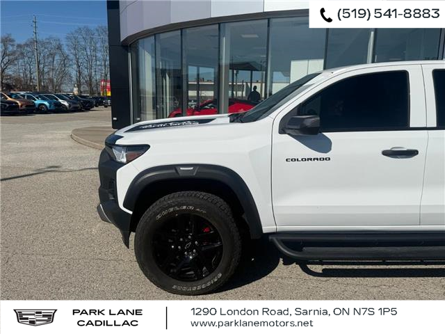 2025 Chevrolet Colorado Trail Boss (Stk: 501936) in Sarnia - Image 5 of 32