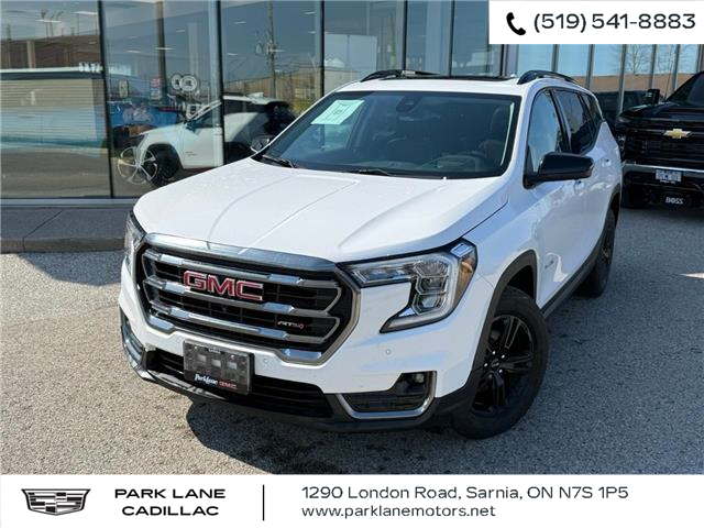 2024 GMC Terrain AT4 (Stk: 713040) in Sarnia - Image 1 of 9