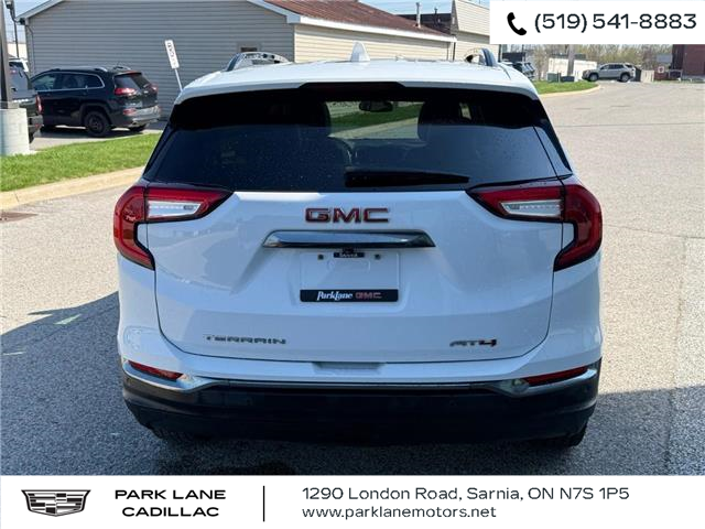 2024 GMC Terrain AT4 (Stk: 713040) in Sarnia - Image 7 of 9