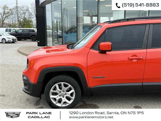 2016 Jeep Renegade North (Stk: 501989) in Sarnia - Image 4 of 10 2016 Jeep Renegade North (Stk: 501989) in Sarnia - Image 4 of 10