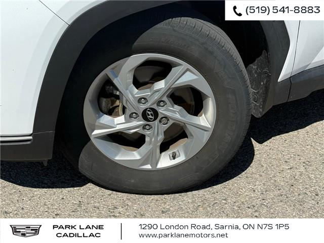 2022 Hyundai Tucson ESSENTIAL (Stk: 502018) in Sarnia - Image 2 of 27
