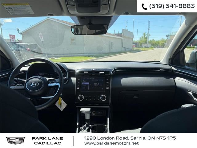 2022 Hyundai Tucson ESSENTIAL (Stk: 502018) in Sarnia - Image 10 of 27