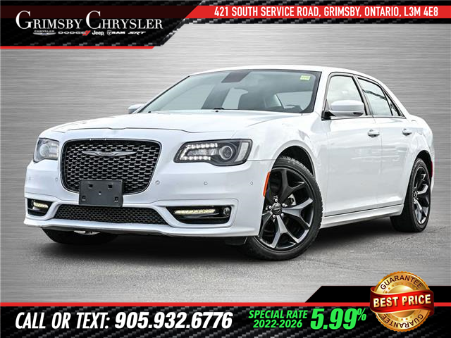 2022 Chrysler 300 Touring L (Stk: U6295) in Grimsby - Image 1 of 31 2022 Chrysler 300 Touring L (Stk: U6295) in Grimsby - Image 1 of 31