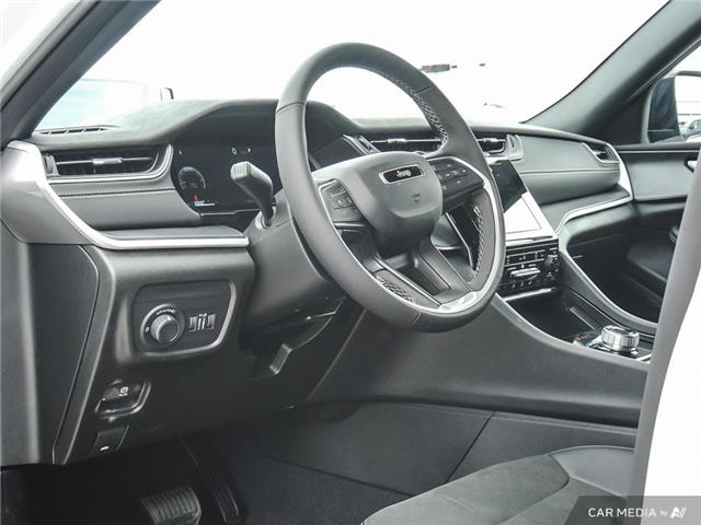 2025 Jeep Grand Cherokee Laredo (Stk: 44358) in Kitchener - Image 13 of 27