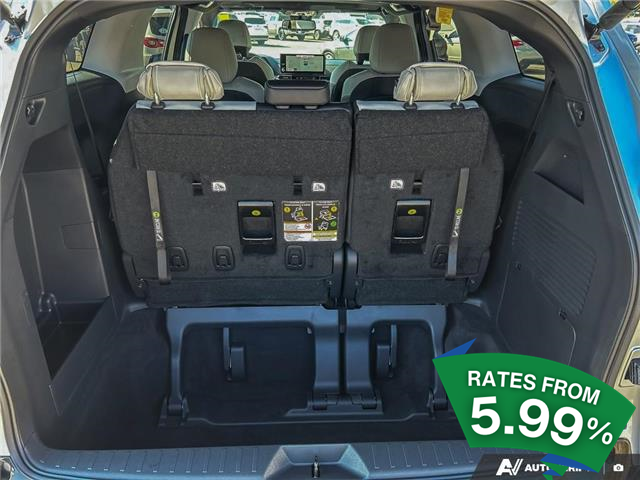 2025 Toyota Sienna XSE 7-Passenger (Stk: 668) in Kitchener - Image 12 of 25