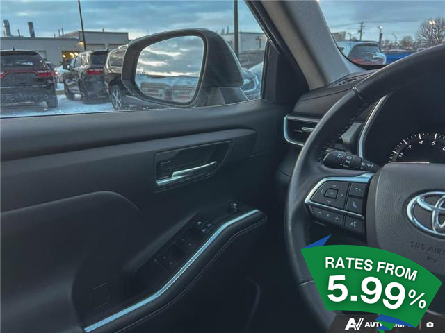 2020 Toyota Highlander XLE (Stk: 820) in Kitchener - Image 16 of 24