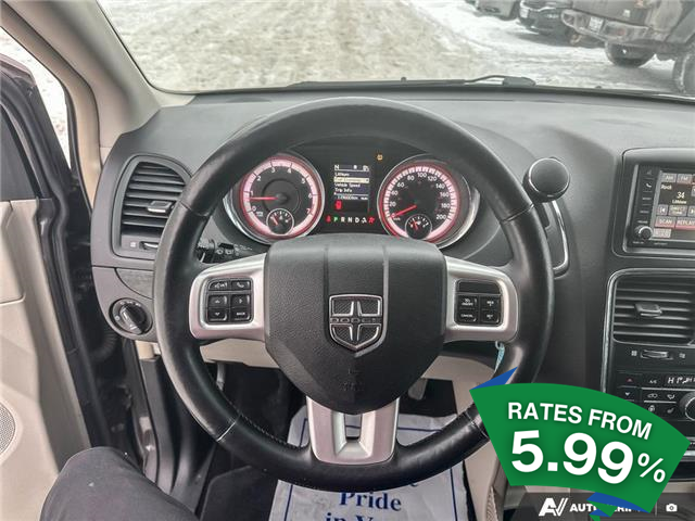 2017 Dodge Grand Caravan Crew (Stk: 850) in Kitchener - Image 12 of 23