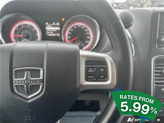 2017 Dodge Grand Caravan Crew (Stk: 850) in Kitchener - Image 14 of 23