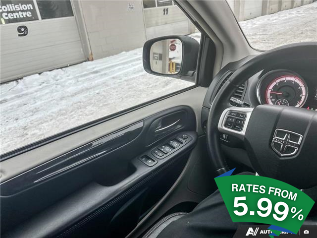 2017 Dodge Grand Caravan Crew (Stk: 850) in Kitchener - Image 15 of 23