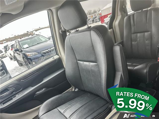 2017 Dodge Grand Caravan Crew (Stk: 850) in Kitchener - Image 18 of 23