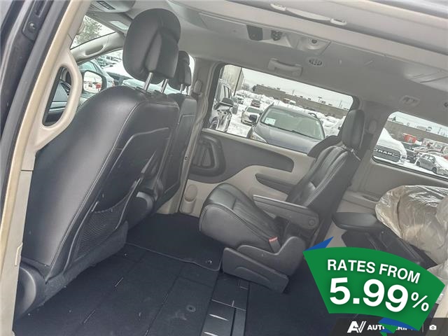 2017 Dodge Grand Caravan Crew (Stk: 850) in Kitchener - Image 21 of 23