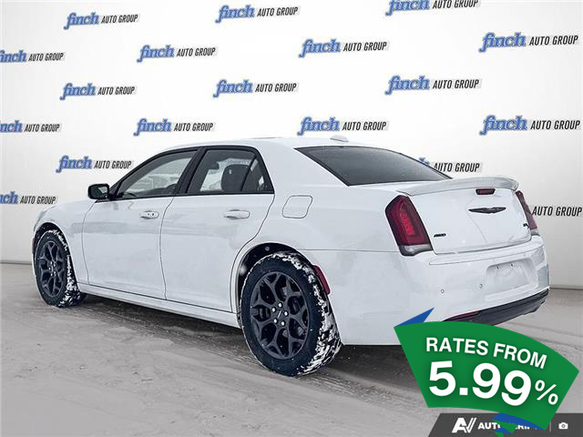 2022 Chrysler 300 S (Stk: 933) in Kitchener - Image 4 of 24 2022 Chrysler 300 S (Stk: 933) in Kitchener - Image 4 of 24