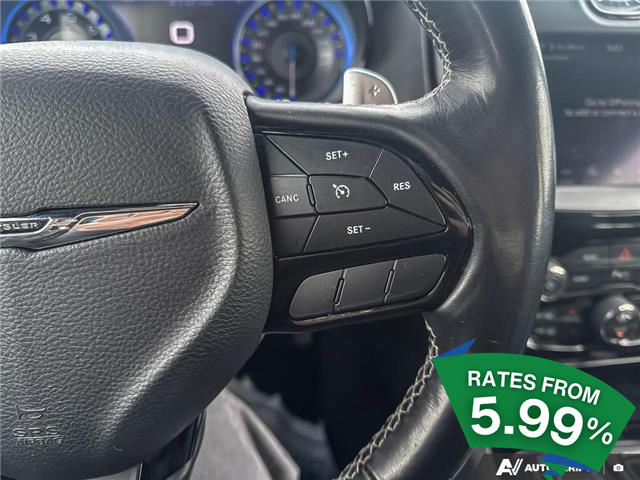 2022 Chrysler 300 S (Stk: 933) in Kitchener - Image 15 of 24 2022 Chrysler 300 S (Stk: 933) in Kitchener - Image 15 of 24