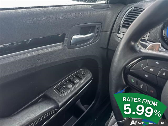 2022 Chrysler 300 S (Stk: 933) in Kitchener - Image 16 of 24 2022 Chrysler 300 S (Stk: 933) in Kitchener - Image 16 of 24