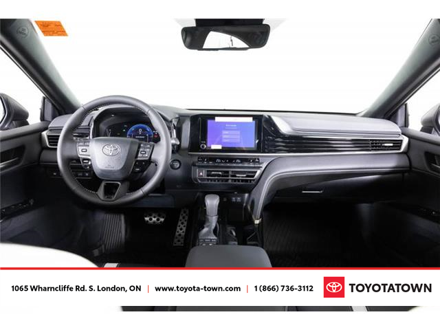 2026 Toyota Camry SE Upgrade (Stk: L0023) in London - Image 16 of 32