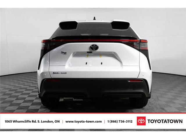 2026 Toyota bZ Limited (Stk: L0102) in London - Image 5 of 35