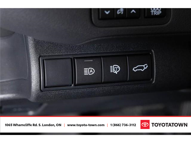 2026 Toyota bZ Limited (Stk: L0102) in London - Image 17 of 35