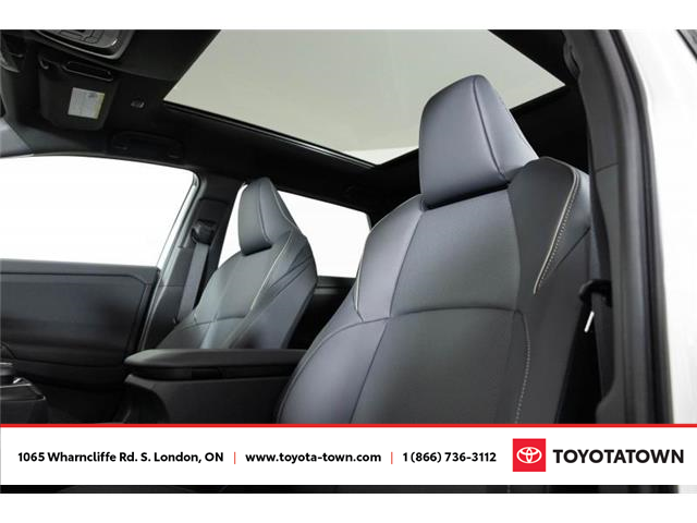 2026 Toyota bZ Limited (Stk: L0102) in London - Image 18 of 35