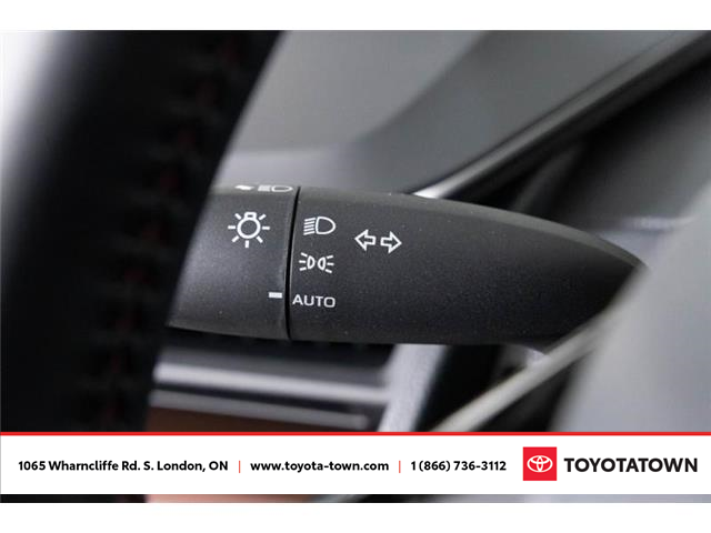 2026 Toyota Prius Plug-In Hybrid SE (Stk: L0108) in London - Image 18 of 28