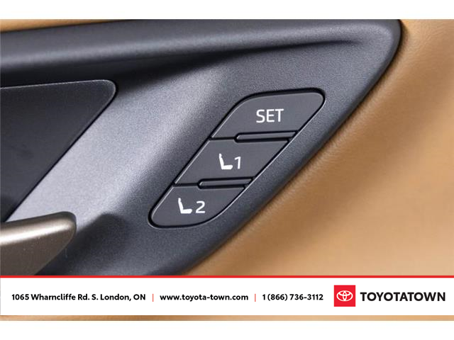 2025 Toyota Crown Signia Limited (Stk: K1576) in London - Image 14 of 35