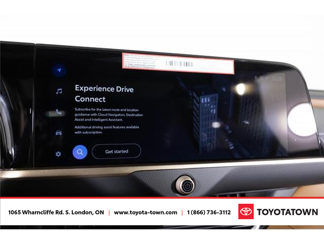 2025 Toyota Crown Signia Limited (Stk: K1576) in London - Image 27 of 35