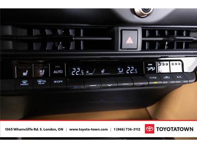 2025 Toyota Crown Signia Limited (Stk: K1576) in London - Image 29 of 35