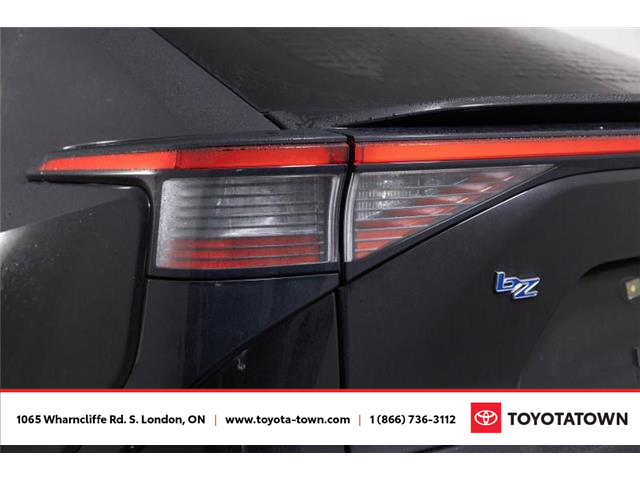 2026 Toyota bZ XLE (Stk: L0122) in London - Image 7 of 32
