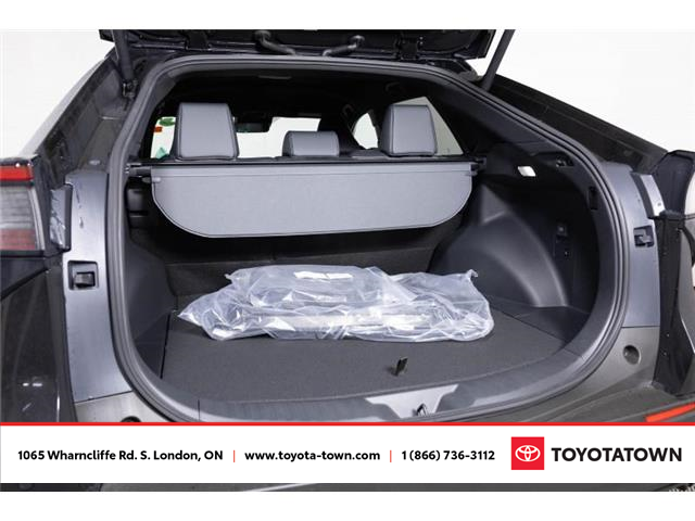 2026 Toyota bZ XLE (Stk: L0122) in London - Image 8 of 32