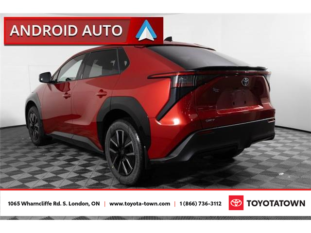 2026 Toyota bZ XLE (Stk: L0101) in London - Image 4 of 33