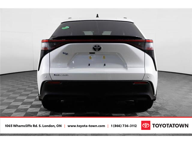 2026 Toyota bZ XLE (Stk: L0173) in London - Image 5 of 32