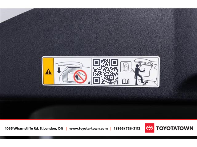 2026 Toyota bZ XLE (Stk: L0173) in London - Image 10 of 32