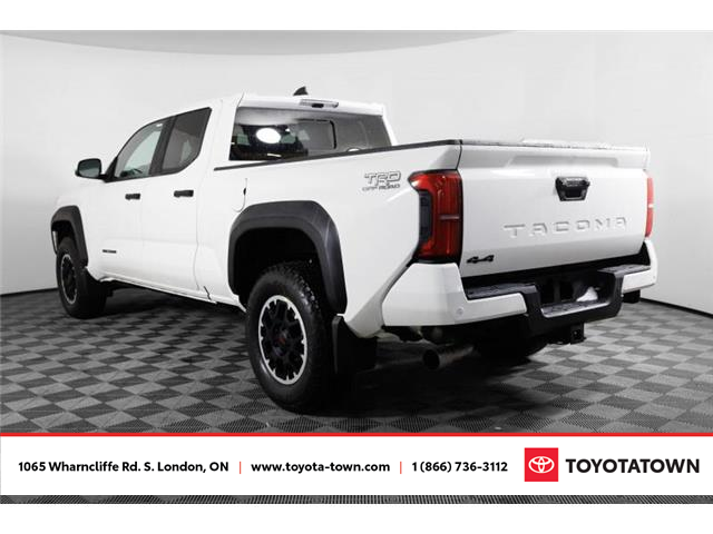 2026 Toyota Tacoma Base (Stk: L0196) in London - Image 4 of 31