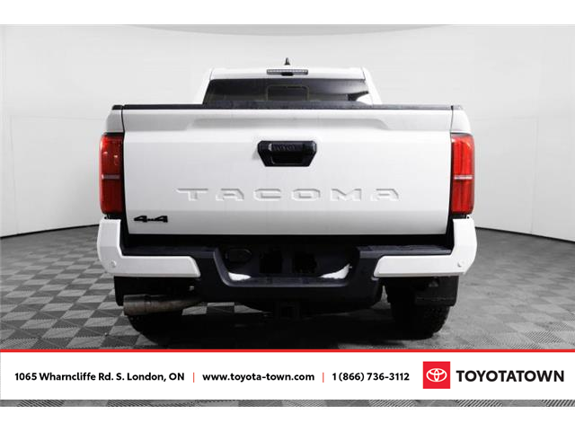 2026 Toyota Tacoma Base (Stk: L0196) in London - Image 5 of 31