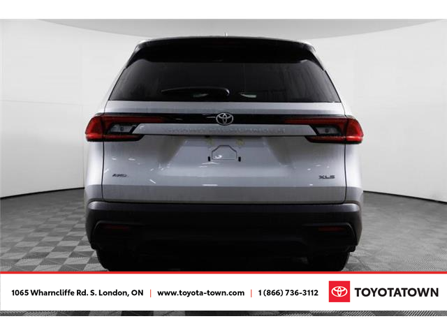 2026 Toyota Grand Highlander XLE (Stk: L0212) in London - Image 5 of 34