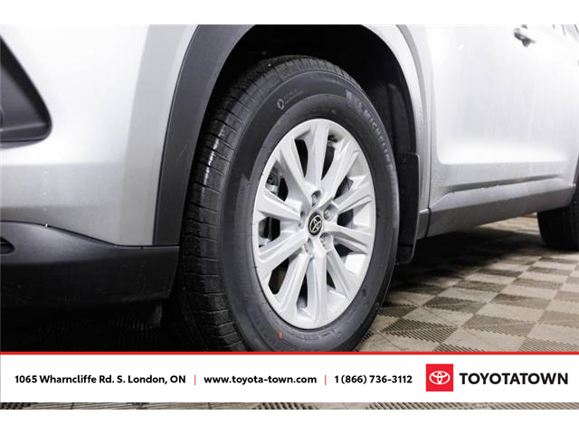 2026 Toyota Grand Highlander XLE (Stk: L0212) in London - Image 12 of 34