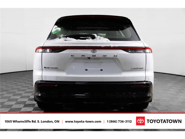 2026 Toyota Crown Signia Limited (Stk: L0243) in London - Image 5 of 34