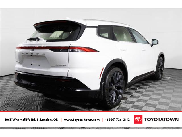 2026 Toyota Crown Signia Limited (Stk: L0243) in London - Image 6 of 34